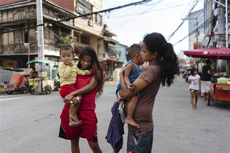 PHOTOS: Why The Philippines Has So Many Teen Moms